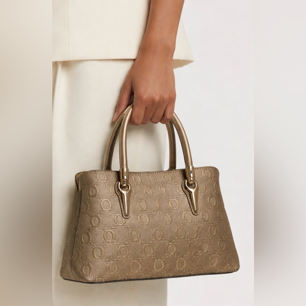 Chic Gold Patterned Shoulder Bag